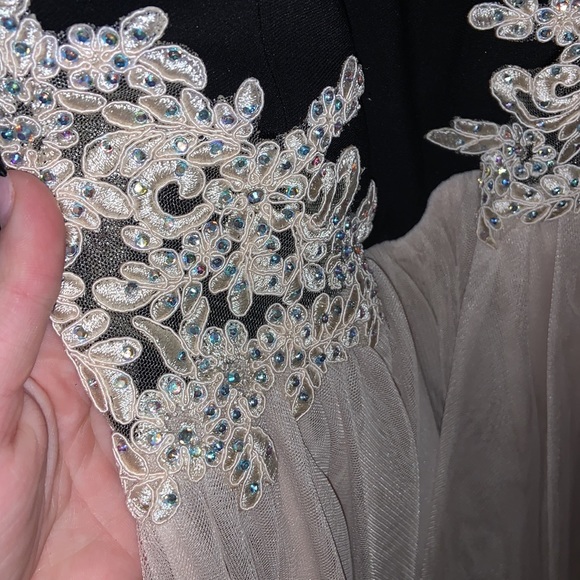 Windsor Homecoming Dress - Picture 3 of 3